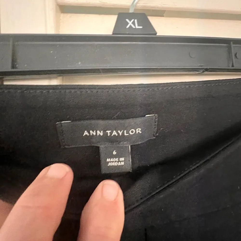 Ann Taylor pants - Picture 7 of 7